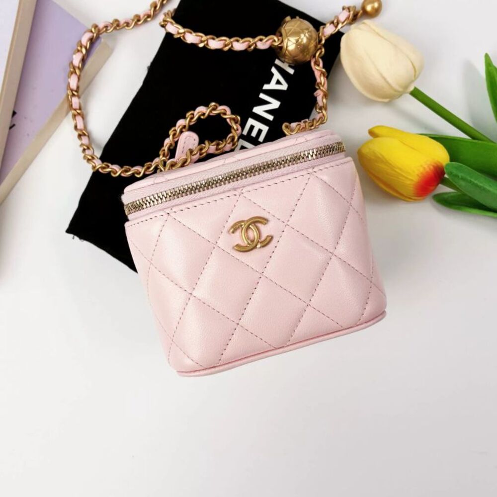 Chanel Women Pre-Loved Bag Very Good Condition